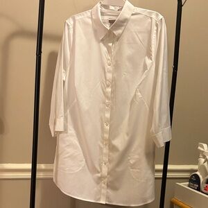 Chico's Elegant White Dress Shirt size 1, wrinkle and stain resist NWT